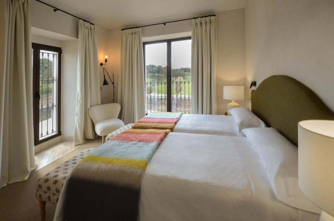 La Dehesa De Don Pedro Otel Monesterio Dış mekan fotoğraf
